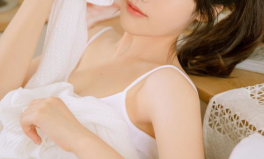 性感美女性感写真,性感写真中的美丽瞬间